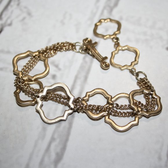 Beautiful gold multi-chain toggle bracelet 7-8" - Picture 1 of 4